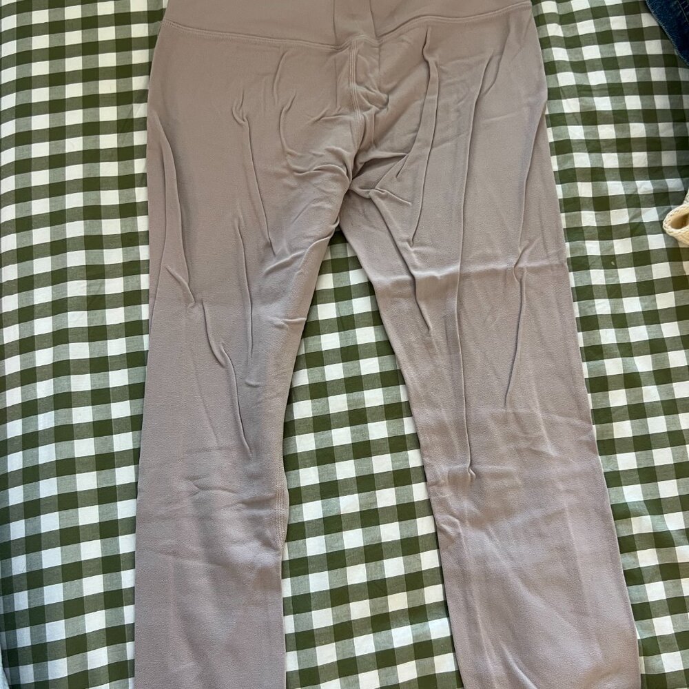 Cropped Lululemon Align Leggings
